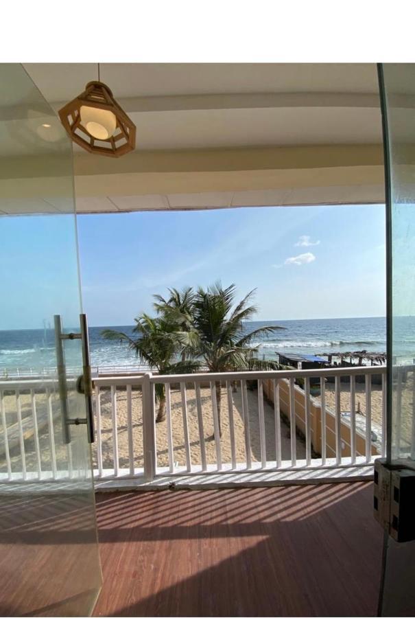 Oceanfront Wavecrest Hotel Lekki Exterior photo