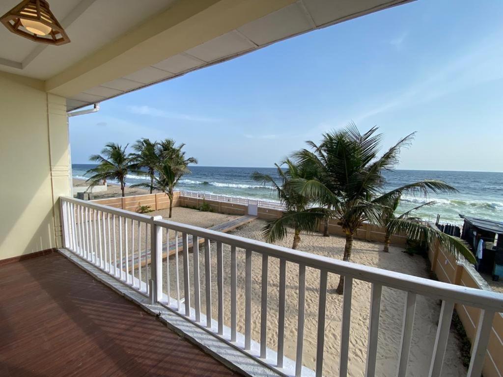 Oceanfront Wavecrest Hotel Lekki Exterior photo